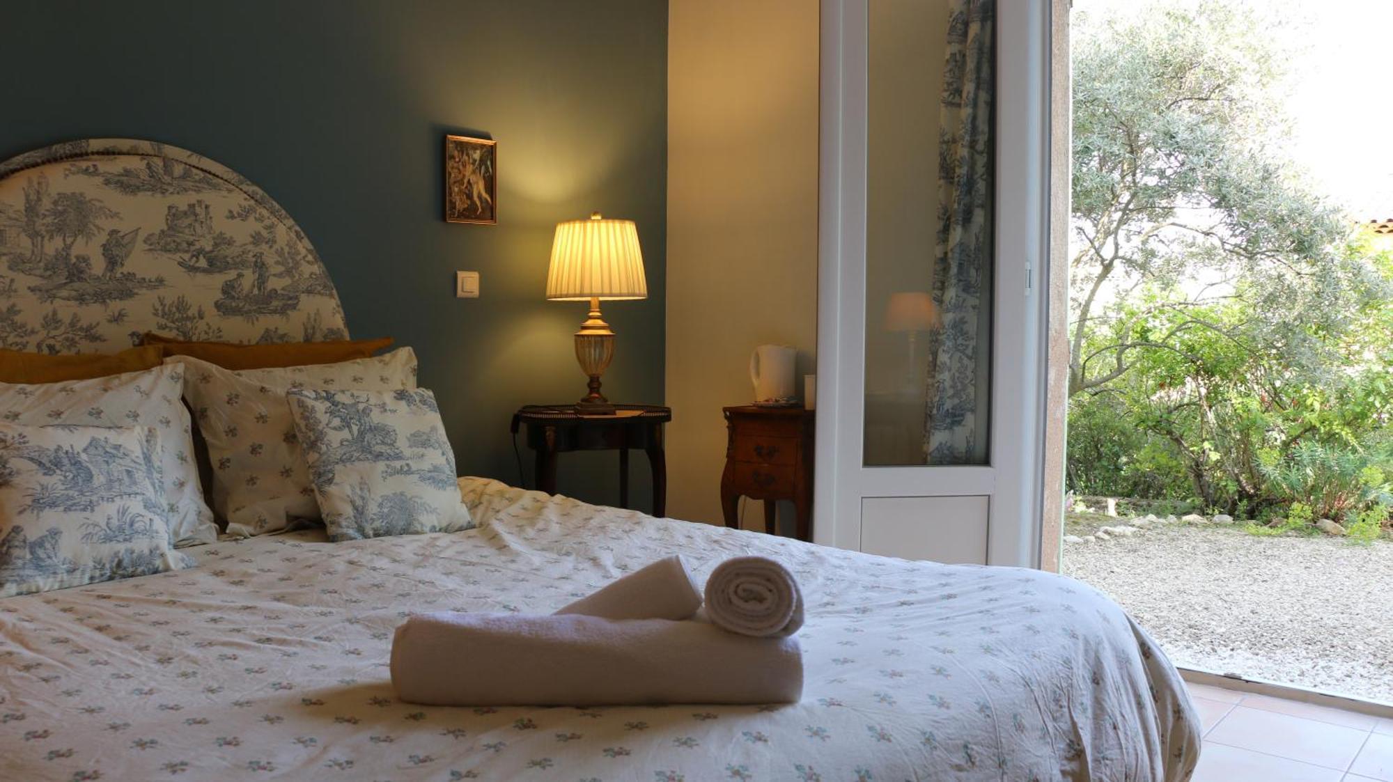 Les Chambres De Fanny Cabrieres-d'Aigues Екстер'єр фото